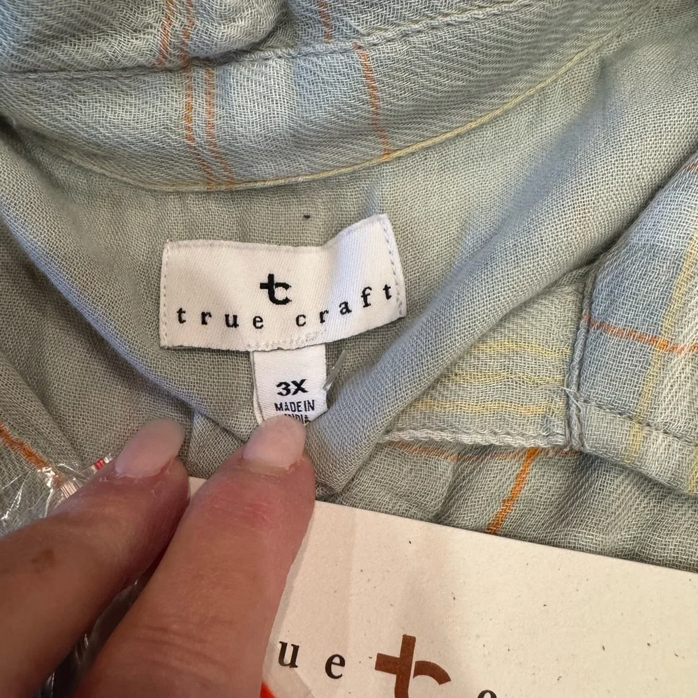 NWT 3x plus Cotton light Flannel button front -sage green w/orange and white - Picture 2 of 4